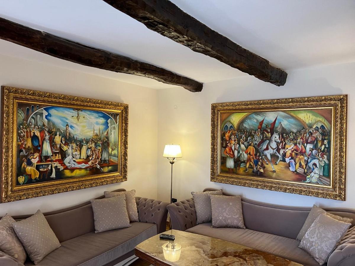 Villa Celaj “The Castle” Krujë エクステリア 写真