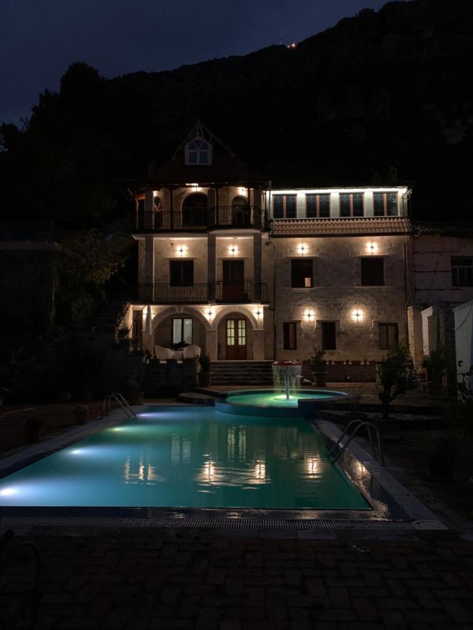 Villa Celaj “The Castle” Krujë エクステリア 写真