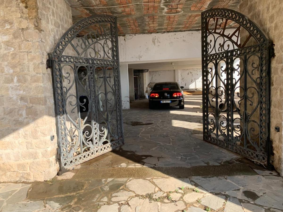 Villa Celaj “The Castle” Krujë エクステリア 写真